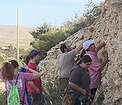 Geology Club students on field trip