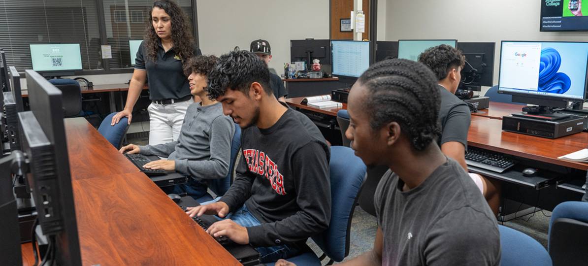 Computer Lab with students